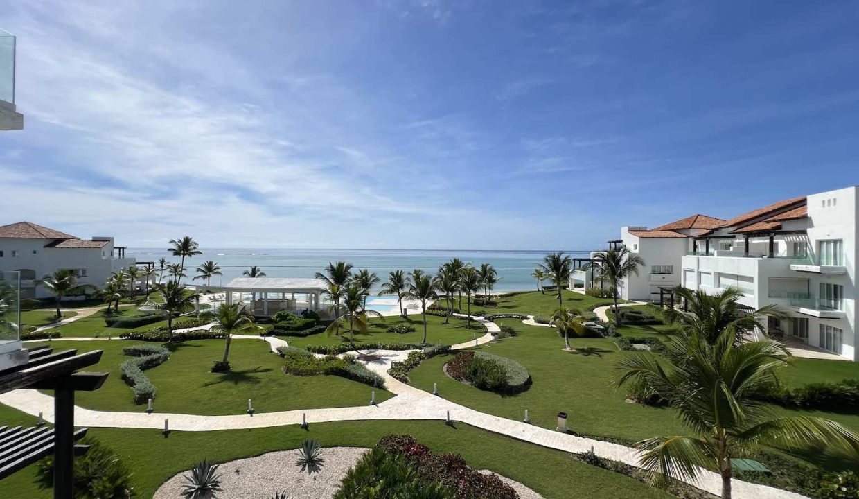 luxurious ocean view condo in cap cana00005