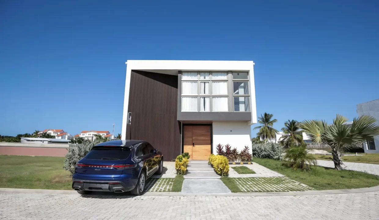 luxury beachfront residence