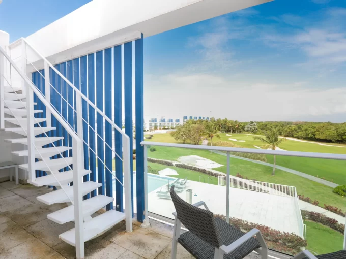 penthouse balcony golf view cana bay